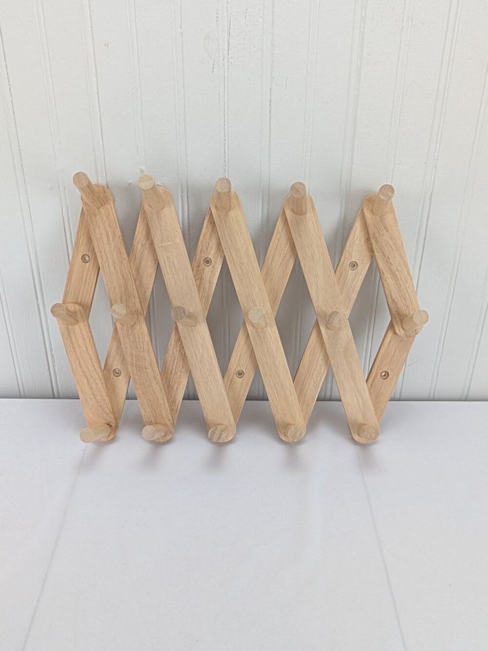 Wooden Accordion Wall Hanging 16 Peg Rack Mugs Coats Hats Home Organization